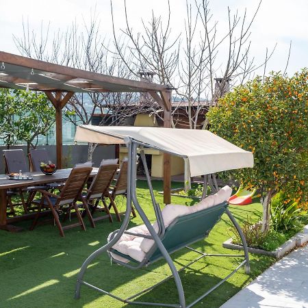Villa Grey House "By Checkin" Karteros Exterior foto